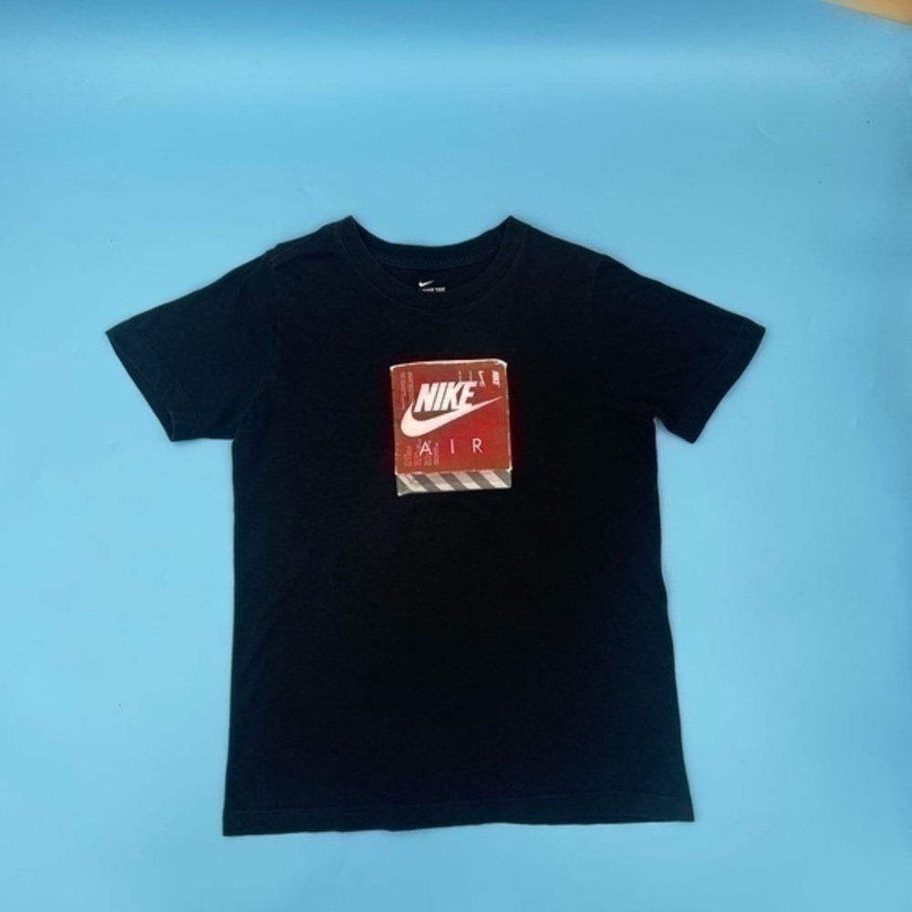 NIKE Air Graphic Tee